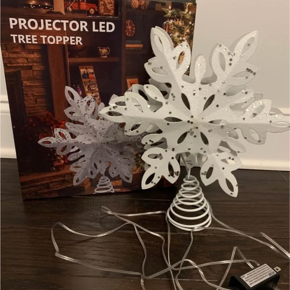 LED Snowflake Tree Topper - Picture 2 of 4